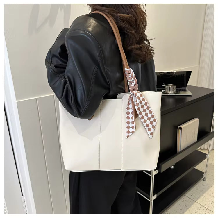 Jacē Luxury Bistro Everyday Tote