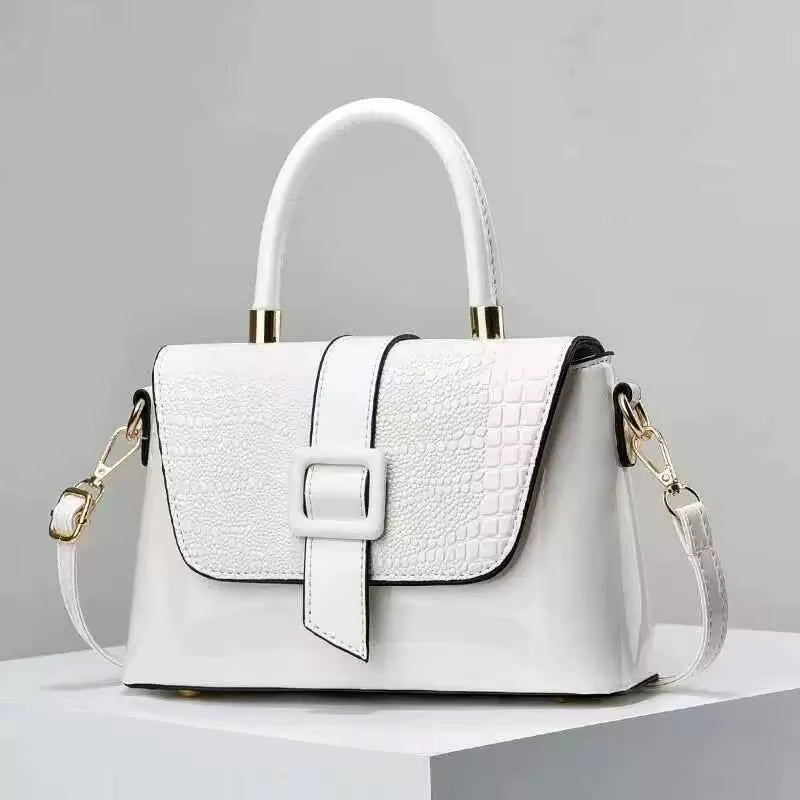 Jacē "Monroe" Top-Handle